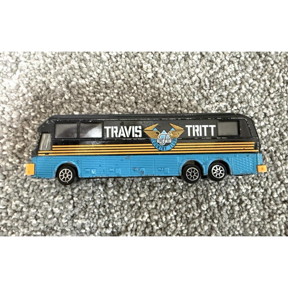 1993 Road Champs Travis Tritt Eagle Coach Tour Bus Die Cast Country Music Toy